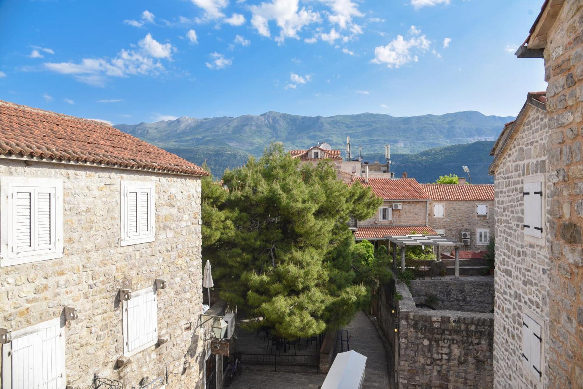 Royal Garden Apartments & Gastronomy Budva Exteriér fotografie