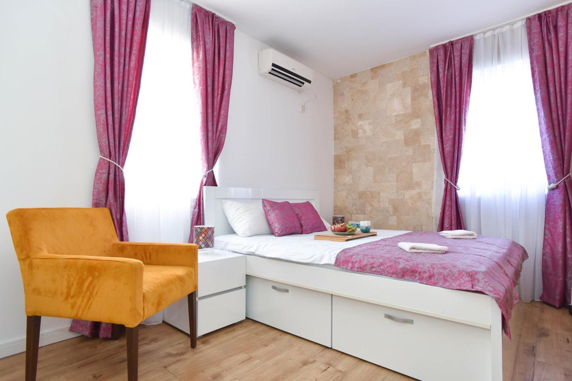 Royal Garden Apartments & Gastronomy Budva Exteriér fotografie